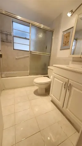 564 Durham T Deerfield Beach FL 33442