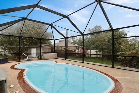 434 SW Whitmore Drive Port St. Lucie FL 34984