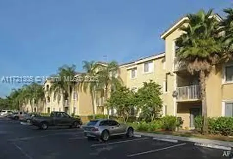 2600 S University Drive Davie FL 33328