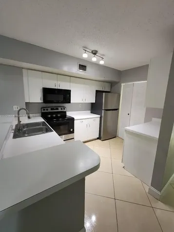 2600 S University Drive Davie FL 33328