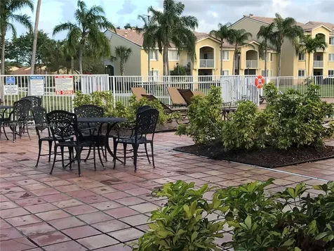2600 S University Drive Davie FL 33328