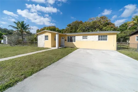 2361 NW 196th Terrace Miami Gardens FL 33056