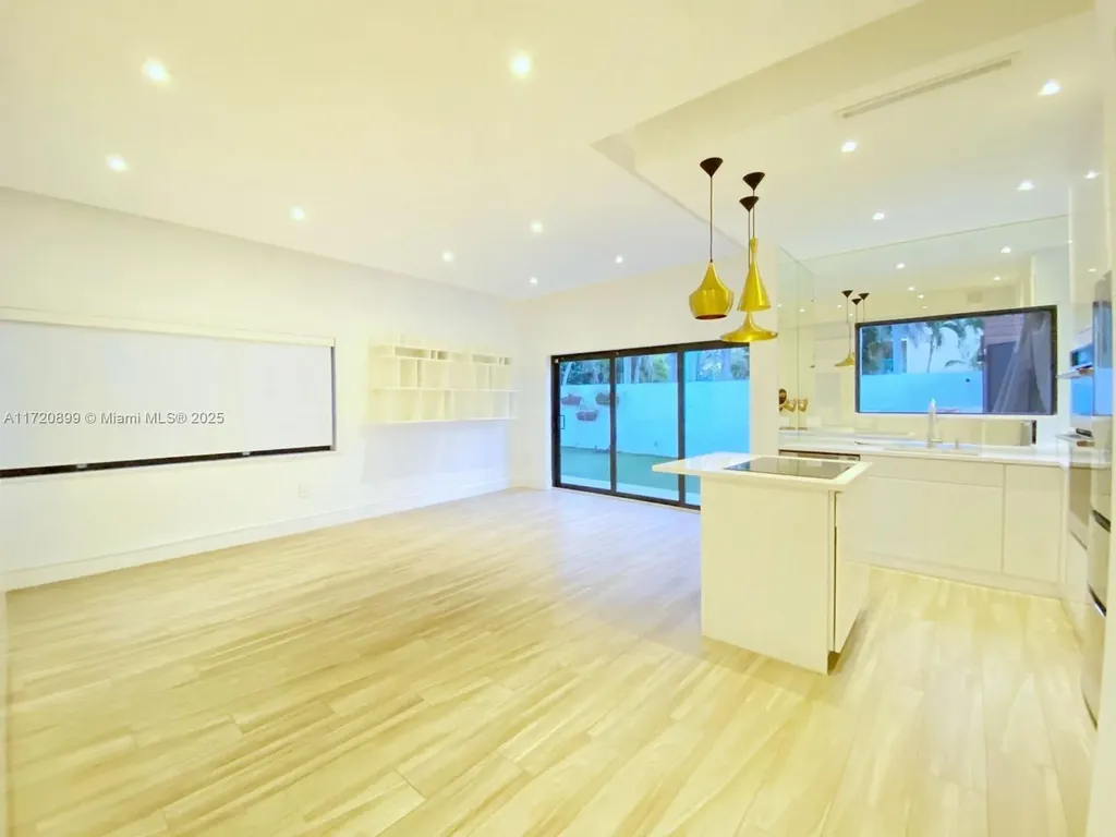 1890 Brickell Avenue Miami FL 33129