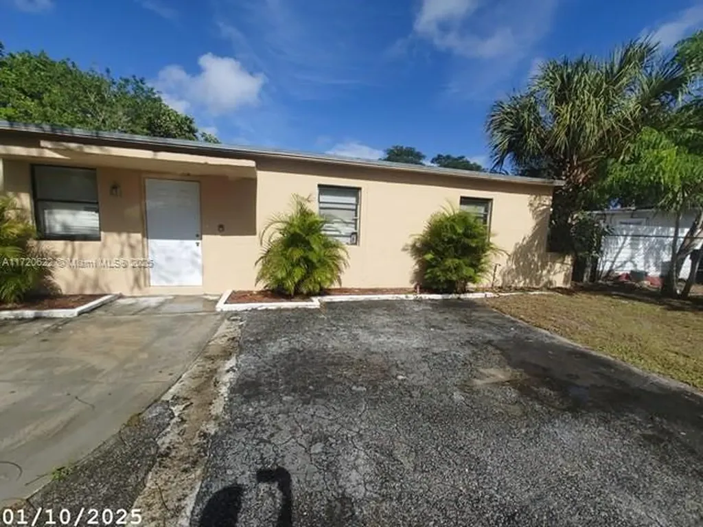 1613 NW 12th Street Fort Lauderdale FL 33311