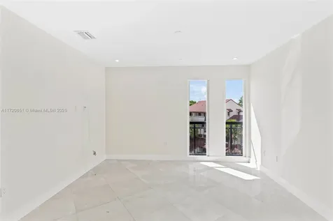 718 Valencia Avenue Coral Gables FL 33134