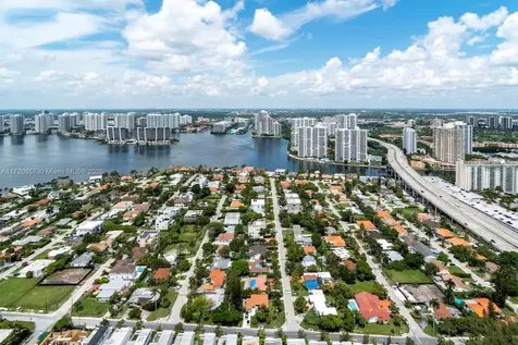 18975 Collins Avenue Sunny Isles Beach FL 33160
