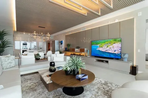 18975 Collins Avenue Sunny Isles Beach FL 33160