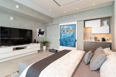 18975 Collins Avenue Sunny Isles Beach FL 33160