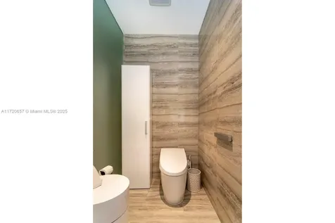 18975 Collins Avenue Sunny Isles Beach FL 33160