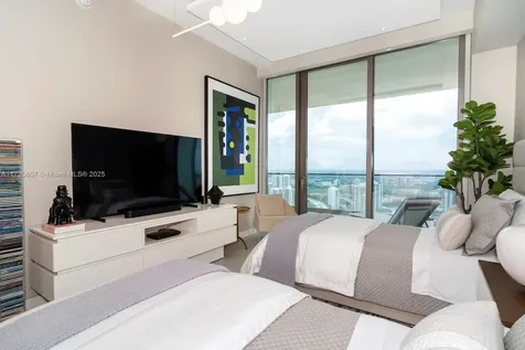 18975 Collins Avenue Sunny Isles Beach FL 33160