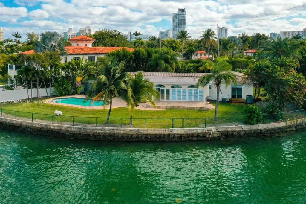 721 W 47th Street Miami Beach FL 33140