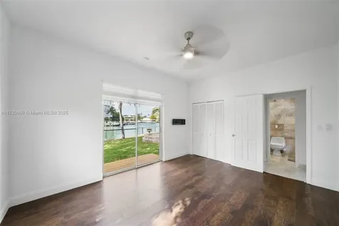 721 W 47th Street Miami Beach FL 33140