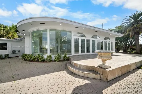 721 W 47th Street Miami Beach FL 33140