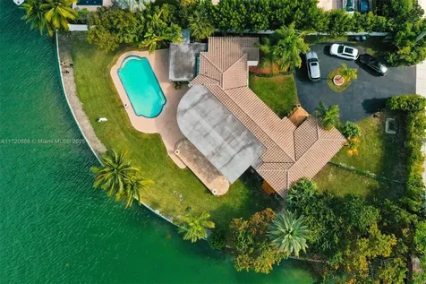 721 W 47th Street Miami Beach FL 33140