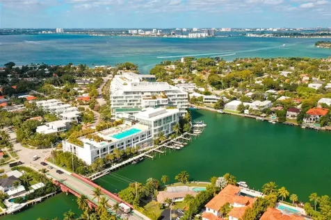 721 W 47th Street Miami Beach FL 33140