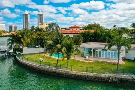 721 W 47th Street Miami Beach FL 33140