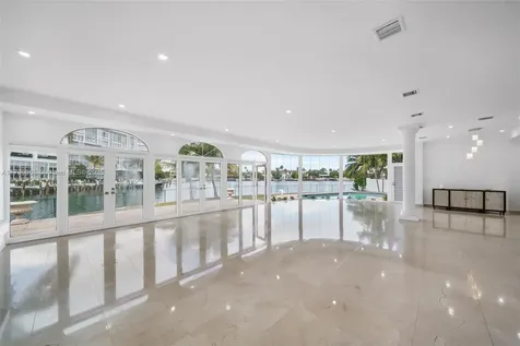 721 W 47th Street Miami Beach FL 33140