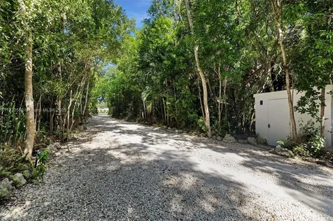 98701 Overseas Highway Key Largo FL 33037