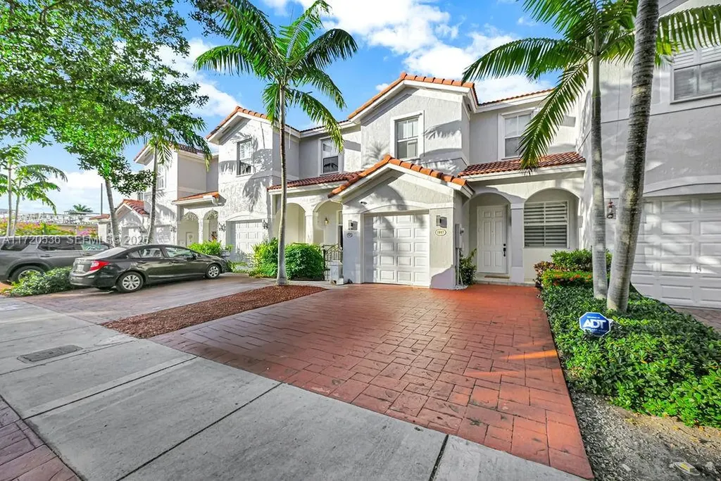1007 NE 208th Street Miami FL 33179