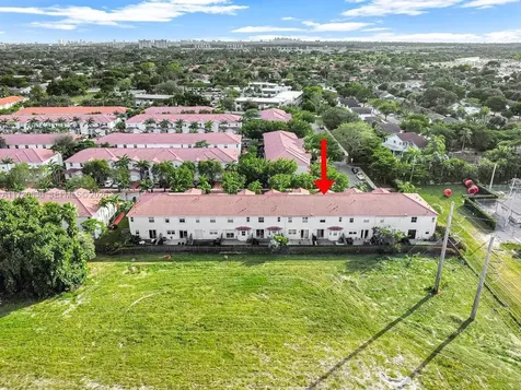 1007 NE 208th Street Miami FL 33179
