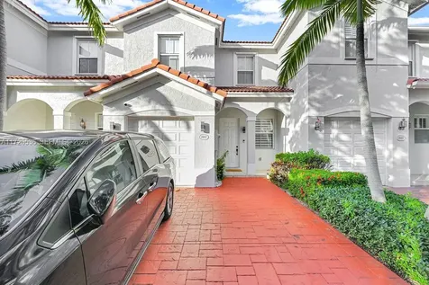 1007 NE 208th Street Miami FL 33179
