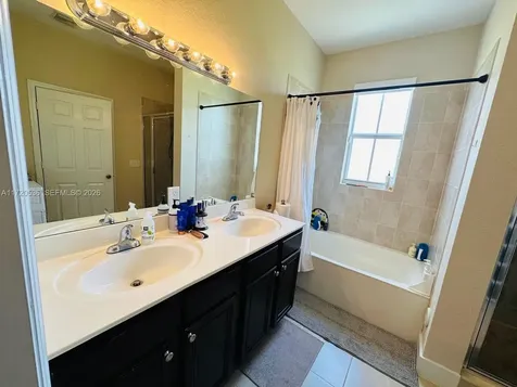 1007 NE 208th Street Miami FL 33179