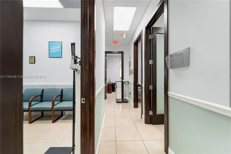 6705 Red Road Coral Gables FL 33143