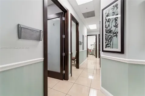6705 Red Road Coral Gables FL 33143