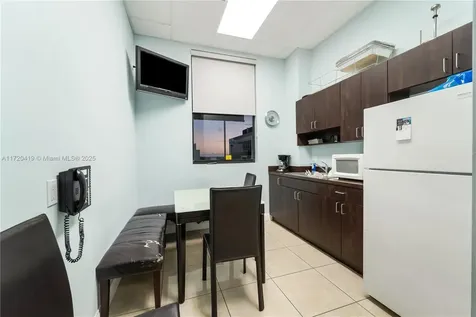 6705 Red Road Coral Gables FL 33143
