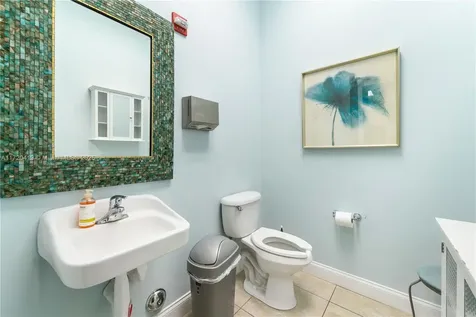 6705 Red Road Coral Gables FL 33143