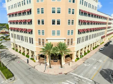 6705 Red Road Coral Gables FL 33143