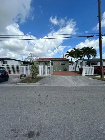 971 E 45th Street Hialeah FL 33013