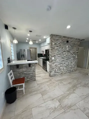 971 E 45th Street Hialeah FL 33013