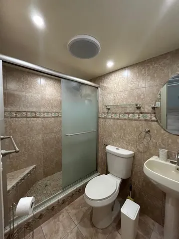 971 E 45th Street Hialeah FL 33013