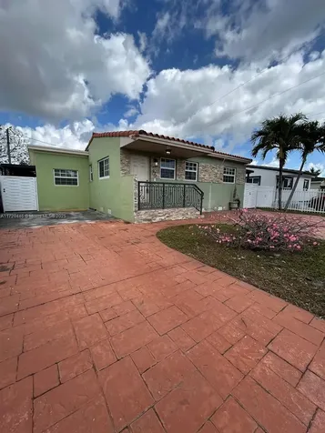 971 E 45th Street Hialeah FL 33013