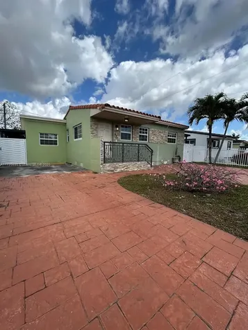 971 E 45th Street Hialeah FL 33013