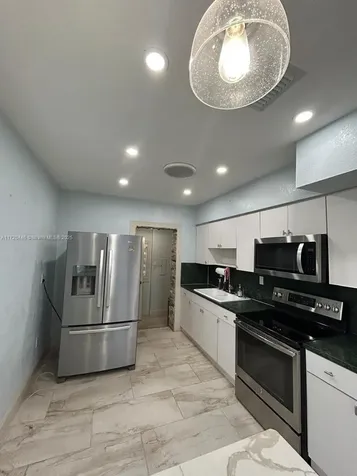 971 E 45th Street Hialeah FL 33013