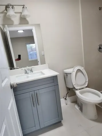 2720 NW 20th Street Fort Lauderdale FL 33311