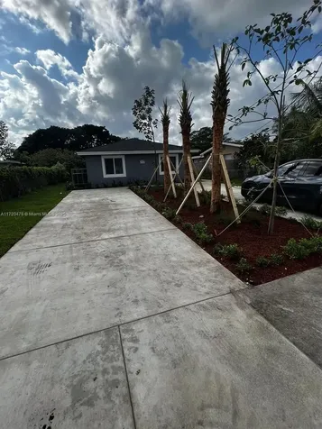 2720 NW 20th Street Fort Lauderdale FL 33311