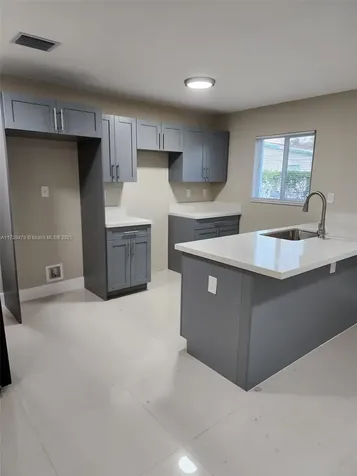 2720 NW 20th Street Fort Lauderdale FL 33311