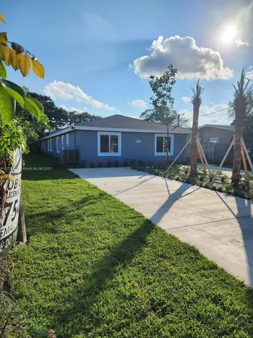 2720 NW 20th Street Fort Lauderdale FL 33311