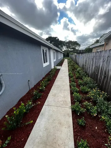 2720 NW 20th Street Fort Lauderdale FL 33311