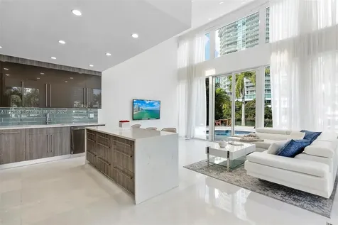201 Atlantic Avenue Sunny Isles Beach FL 33160