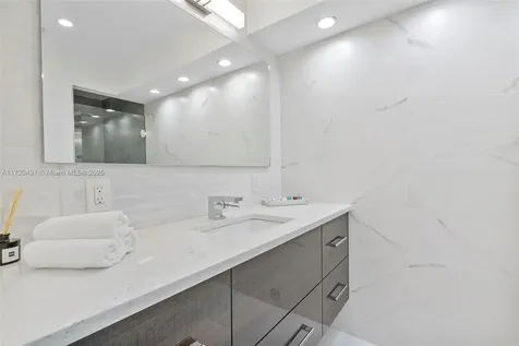 201 Atlantic Avenue Sunny Isles Beach FL 33160