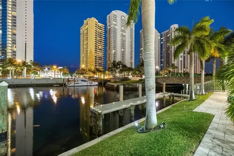 201 Atlantic Avenue Sunny Isles Beach FL 33160
