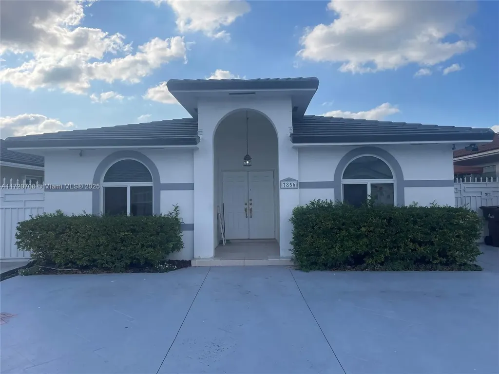 7856 W 34th Court Hialeah FL 33018