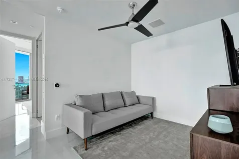 18975 Collins Avenue Sunny Isles Beach FL 33160