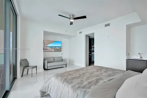 18975 Collins Avenue Sunny Isles Beach FL 33160