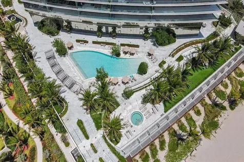 18975 Collins Avenue Sunny Isles Beach FL 33160