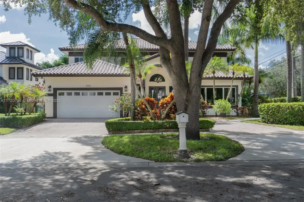 8198 NW 162nd Street Miami Lakes FL 33016